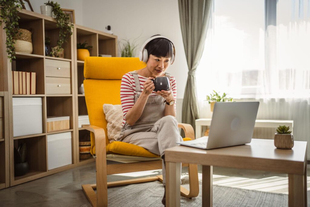 借金問題が解決して安心する40代女性